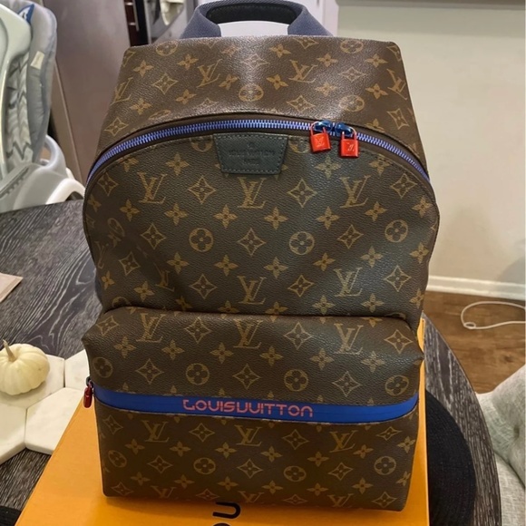 LV Backpack main image 5